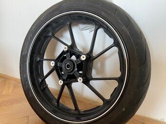 Přední kolo Yamaha MT09 13-16