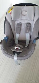 Prodám autosedačku se základnou Cybex (Isofix)