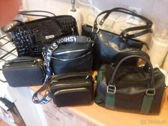 SKVĚLY MIX KABELEK-4Ks-NOVA+1Ks KOŽENA-1ks LESKLA KUS 350Kč