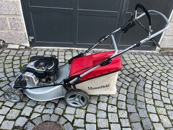 Benzínová sekačka se startérem