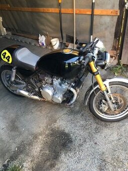 Caffee Racer Kawasaki Zephyr 550