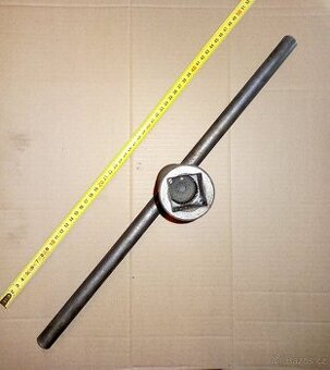 4-HRANNÝ KLÍČ 27, 19, 17 NA SOUSTRUH