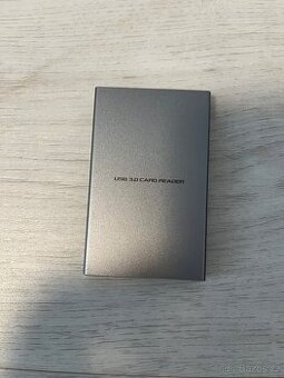 Čtečka karet