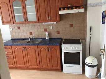 byt 1+1 43m2  Karlovy Vary, Drahovice