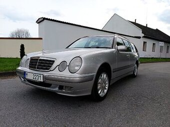 Mercedes Benz E 240 benzín/LPG w210