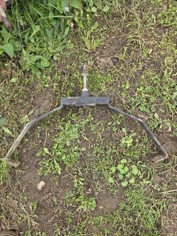 Multicar m25 konzole uložení kabiny