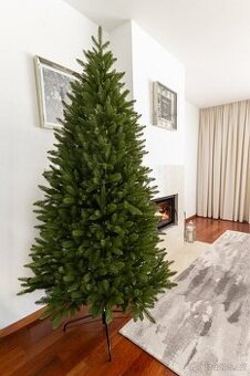 Umělý vánoční stromek