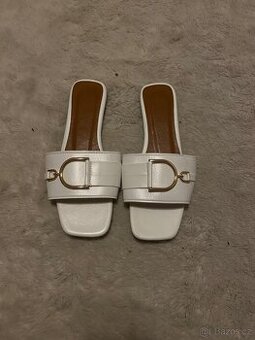 Bílé Dámské Pantofle