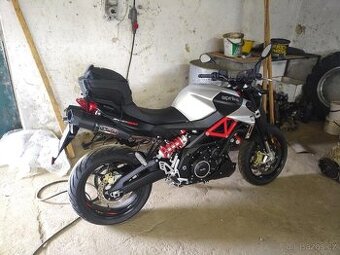 Aprilia Shiver 900