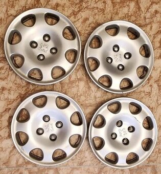 Originál poklice Peugeot 14''