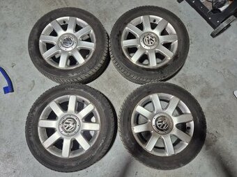 Zimní kompletní sada kol 16" VW 5x112