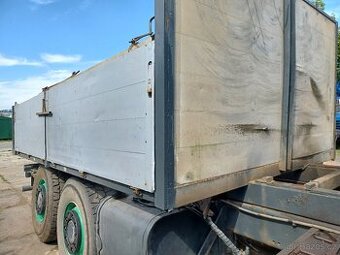 Roztahovací valníková korba na Tatra 815