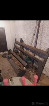 Dvousloupový zvedák