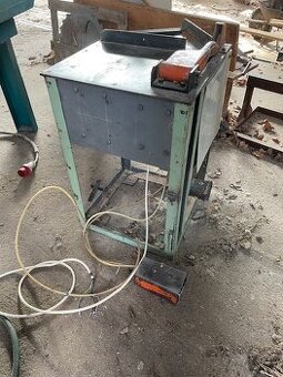 Vzduchová zkracovací pila