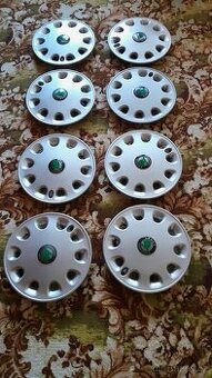 Prodám 13“ poklice Škoda