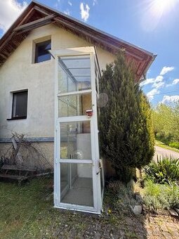 Hydraulická plošina Z 400 – nosnost 400 kg, funkční