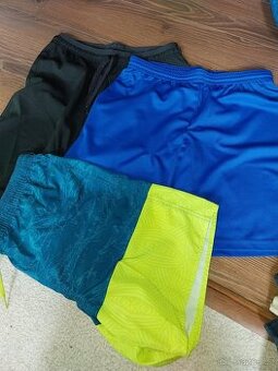 Kraťasy a 1 plavky