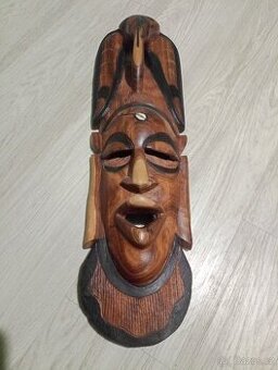 Dřevěná maska Afrika
