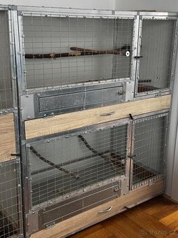 INTERIÉROVÁ VOLIÉRA PRO KROTKÉ PAPOUŠKY