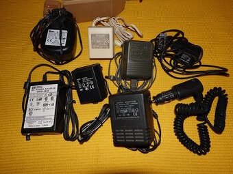 Síťové adaptéry - konvolut 8ks - cena za vše komplet