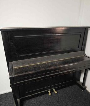 Prodám staré pianino.