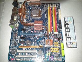 Luxusní deska GA-P35-DS4 socket 775 na retro hrátky