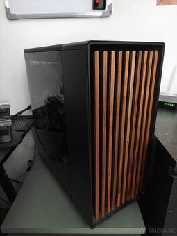 RTX4080 a Core Ultra 265K s 64GB RAM