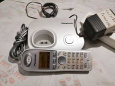 Bezdrátový telefon  Panasonic - 1