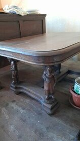Figurální dřevěný stůl Anglie 1890