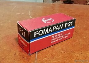 FOMAPAN F21 z roku 1986 (expirace 1989), svitek 120