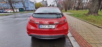 Honda Civic 1,8 ViTec - 1
