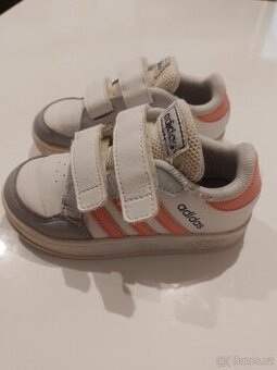 Tenisky Adidas vel. 24