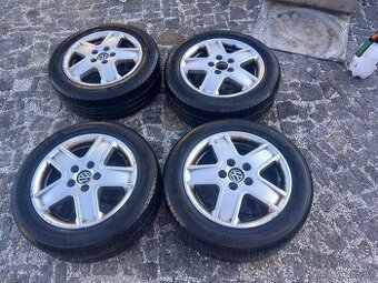 5x112 r16 alu kola Octavia golf Passat 205/55/16