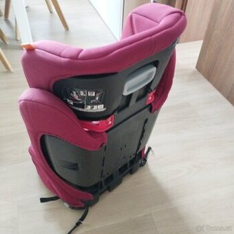 Autosedačka Joie 15-36 kg