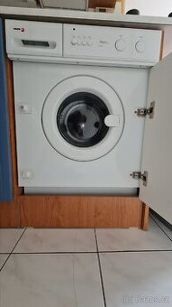 Pracka fagor vestavna.perfekni stav. Čistá