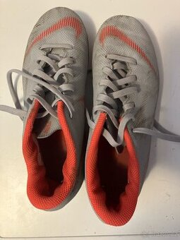 Dětské kopačky Nike 35,5