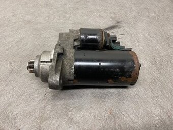 VW, ŠKODA 1.9TDI 77KW BJB - STARTÉR 10 ZUBŮ 02Z 911 023 F