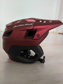 Cyklistická helma, horské kolo, traily, fullface