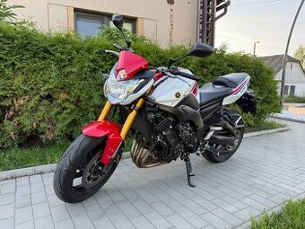 Yamaha FZ8N