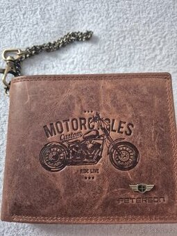 Kožená peněženka s motorkou