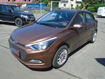 Hyundai i20  1.2i 55kW FAMILY+CLUB  15553km