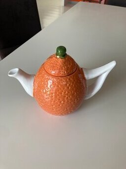 Keramická konvice na čaj à la pomeranč značky Álföldi Design