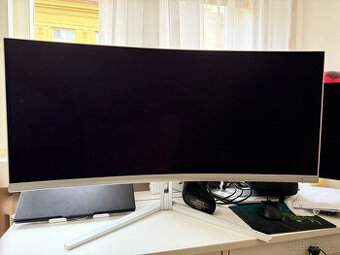 34" Philips 34M2C8600