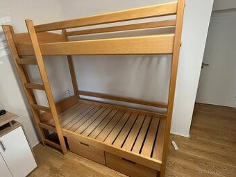 Patrová postel z masivu