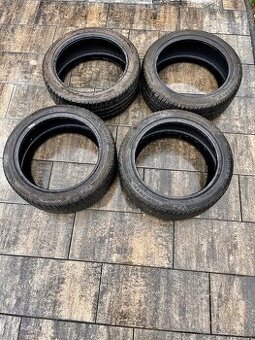 235/45 r18, zimní Barum