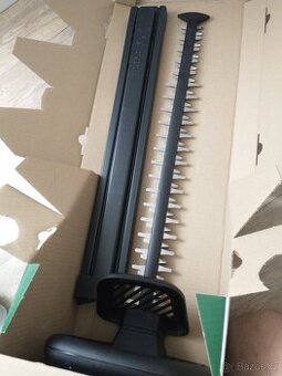 BOSCH UniversalHedgeCut 18-55