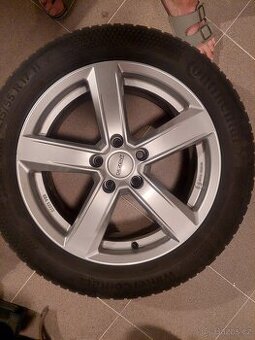 Alu kola 17 a zimní pneu Continental 215/55 Volkswagen