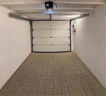 Pronájem garáže v Moravském Krumlově - 1