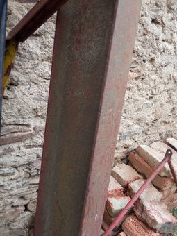 traverza  2m x 20cmx9cm