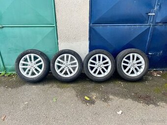 Prodám letní ALU sadu kol na GOLF- 5,6,7 205 55 R16